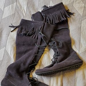 EUC Minnetonka Knee high boots